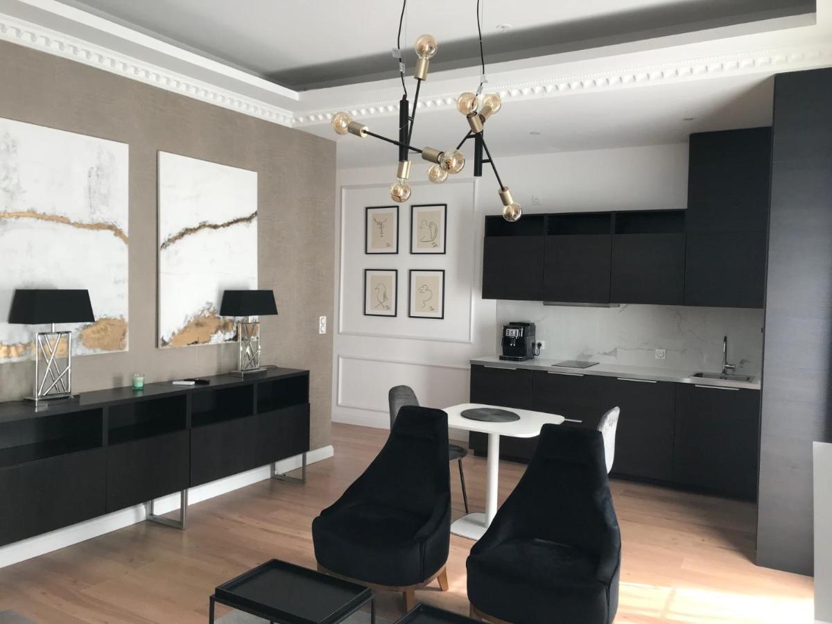 Lazare Maison De Maitre , Appartements De Standing Avec Parking Privatif A Seulement 7 Minutes A Pied Du Centre Historique De Béziers Zewnętrze zdjęcie